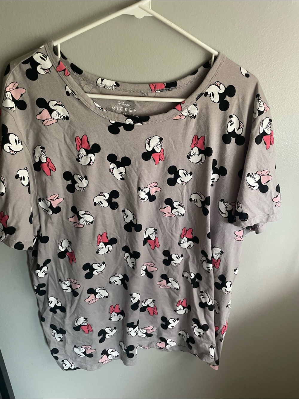 2X Disney Mickey/Minnie Shirt